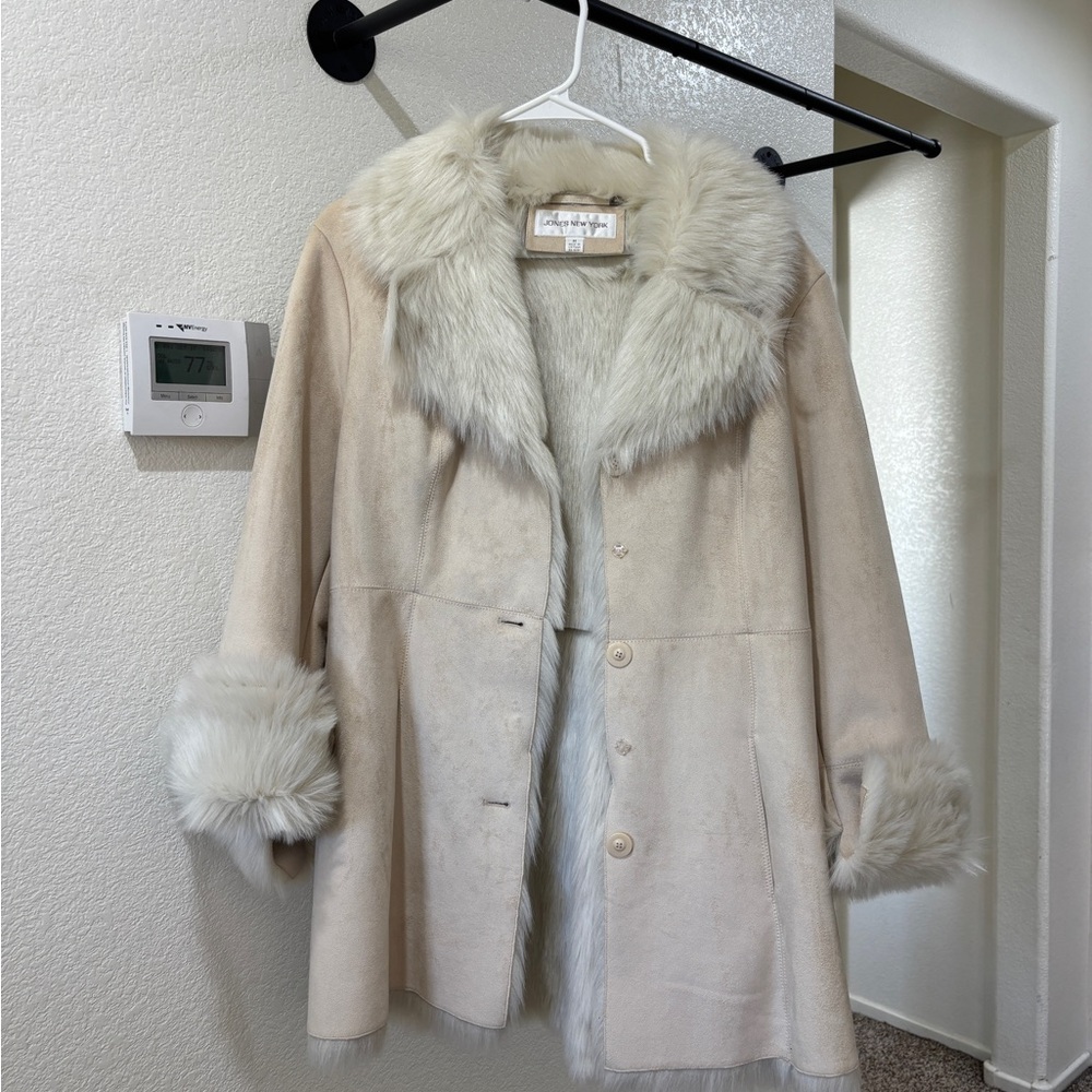Jones New York Cream Jacket with Faux Fur